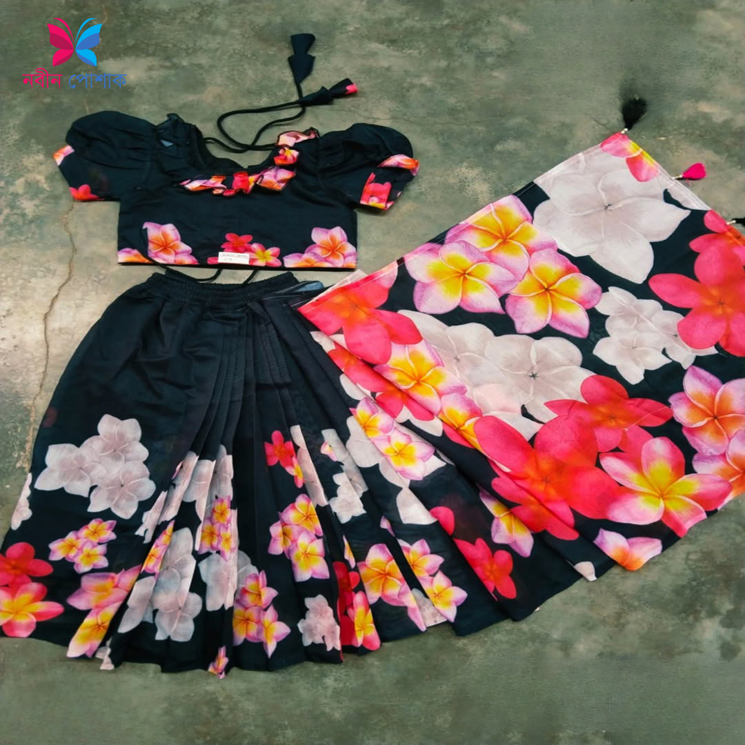 চান্দুরী সিল্ক কালো বডি বেবি রেডি শাড়ি – কাঠ গোলাপ ফুলের প্রিন্টেড ডিজাইন